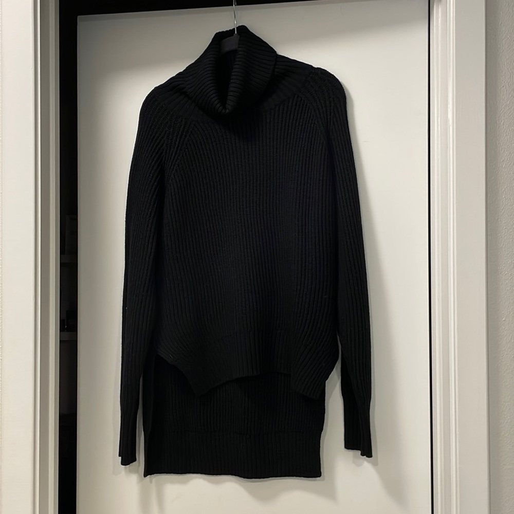 Aritzia, Wilfred Free, Turtleneck Sweater, Size S, Black